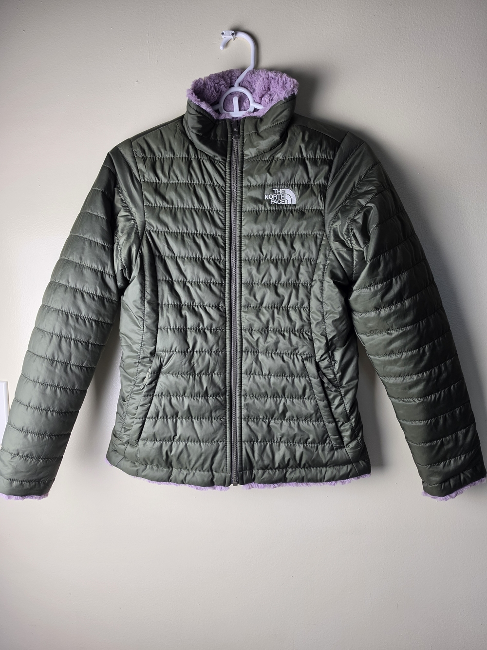 The North Face Girls Olive Green Quilted Jacket Reversible Teddy Lavender Size L